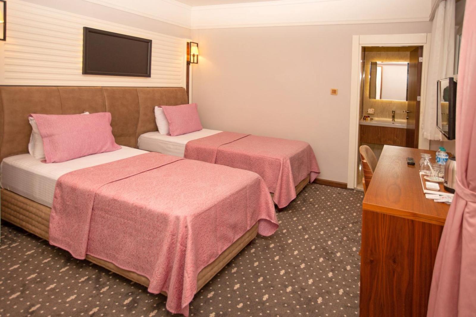 Jolnar Garden Hotel Macka 外观 照片